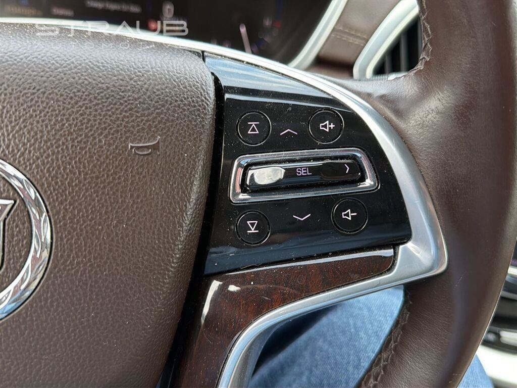 Used 2016 Cadillac SRX Performance w/ Driver Awareness Package AWD/4WD image 18