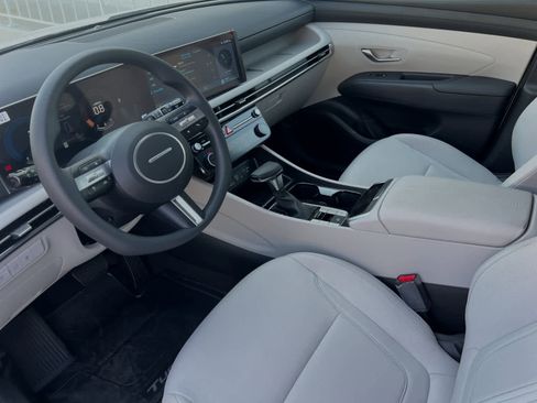 New 2025 Hyundai Tucson SEL image 11