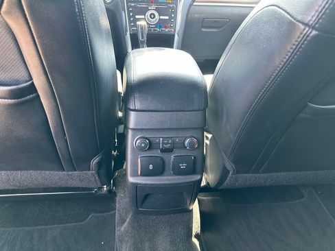 Used 2017 Ford Explorer Limited FWD image 16