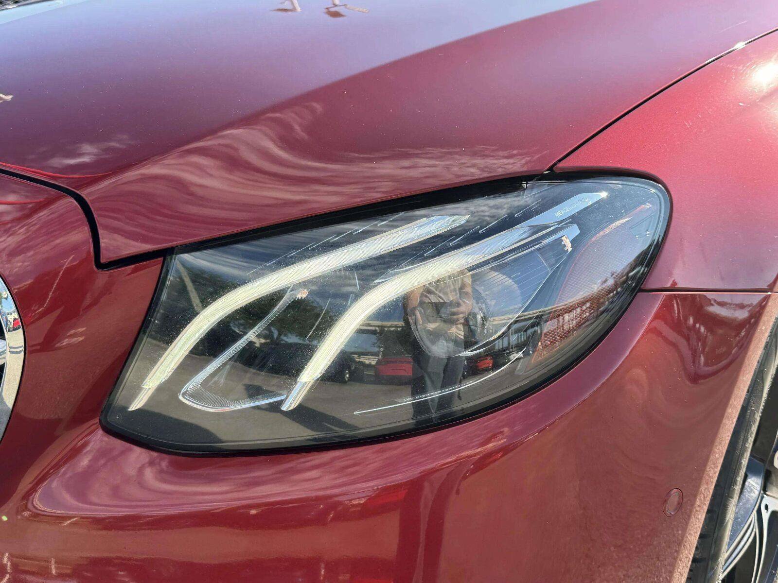 Used 2018 Mercedes-Benz E 300 4MATIC image 11