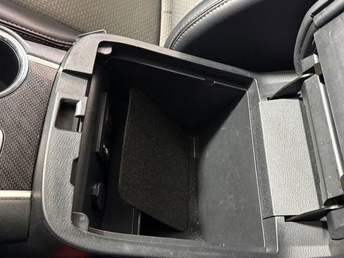 Used 2020 Nissan Pathfinder SV w/ Rock Creek Edition image 39