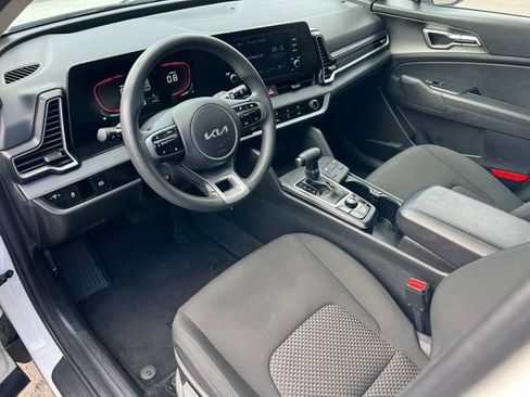 Certified 2024 Kia Sportage LX AWD/4WD image 13