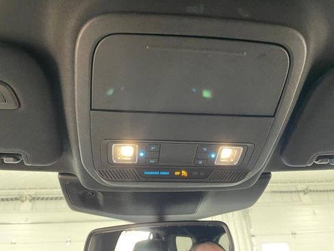 Used 2020 Ford Explorer Limited image 40