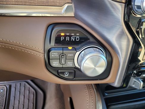 Used 2020 RAM 1500 Limited AWD/4WD image 18