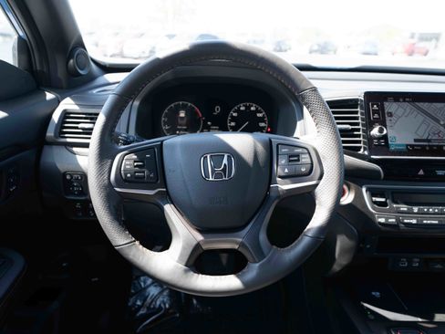 Certified 2025 Honda Ridgeline TrailSport+ image 21