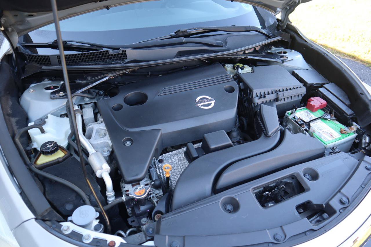 Used 2015 Nissan Altima 2.5 SL w/ Moonroof Package FWD image 34