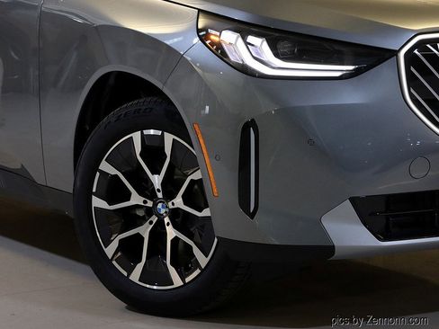 Used 2026 BMW X3 xDrive30 w/ Convenience Package image 3