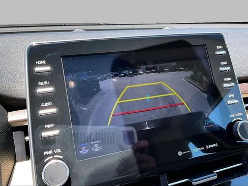 Used 2019 Toyota Avalon XLE w/ Moonroof Package FWD image 27