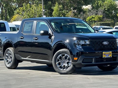 New 2026 Ford Maverick XLT FWD image 2