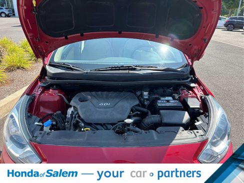 Used 2013 Hyundai Accent GLS FWD image 9