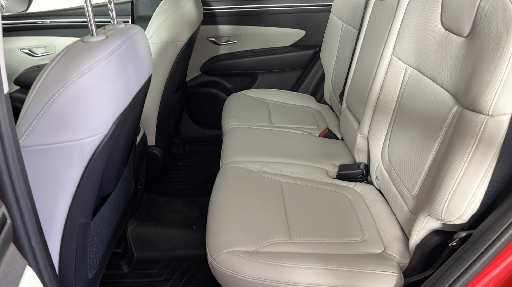 Used 2023 Hyundai Tucson SEL w/ Convenience Package AWD/4WD image 16