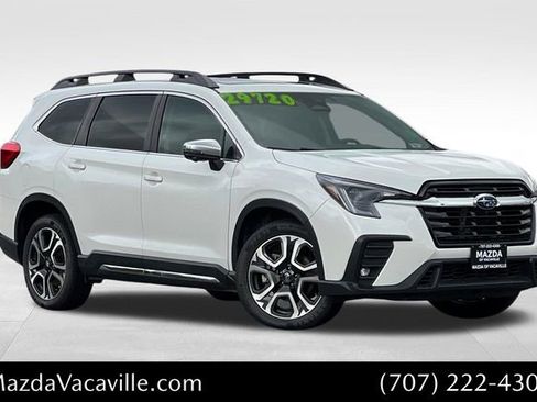 Used 2023 Subaru Ascent Limited w/ Technology Package image 1