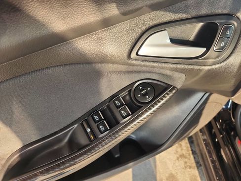 Used 2016 Ford Focus ST w/ Equipment Group 401A image 12