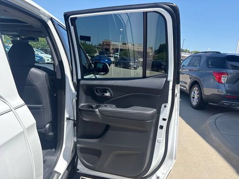 Certified 2022 Honda Ridgeline RTL image 32