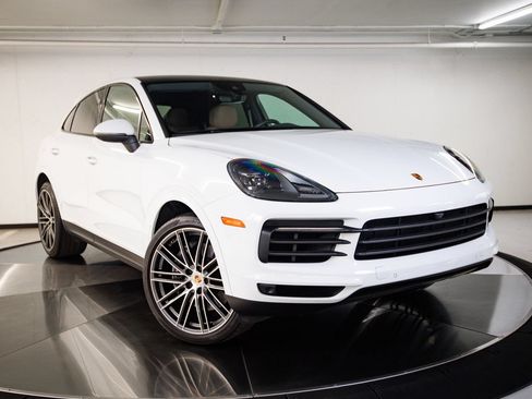 Certified 2023 Porsche Cayenne Platinum Edition AWD/4WD image 9