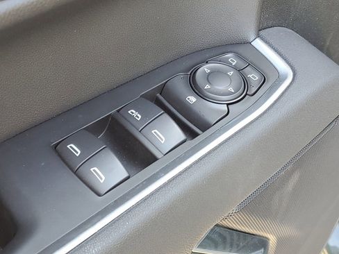 Certified 2026 Chevrolet Silverado 1500 LT AWD/4WD image 24