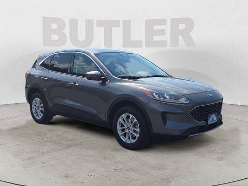 Used 2021 Ford Escape SE image 7