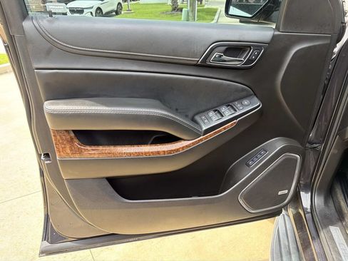 Used 2017 Chevrolet Tahoe Premier RWD image 19