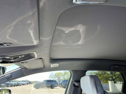 Certified 2025 Cadillac Optiq Sport 1 image 26