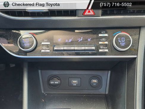 Used 2023 Hyundai Sonata SEL w/ Preferred Accessory Package FWD image 15