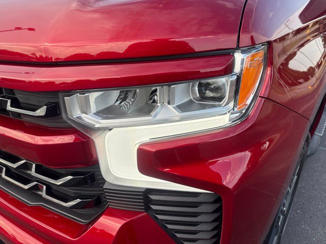Used 2023 Chevrolet Silverado 1500 RST AWD/4WD image 9