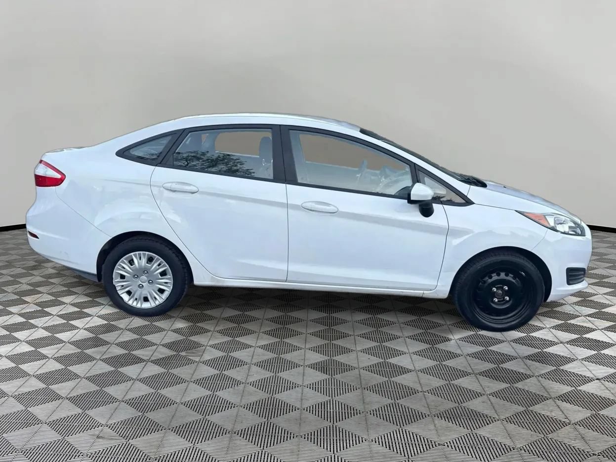 Used 2019 Ford Fiesta S FWD image 4