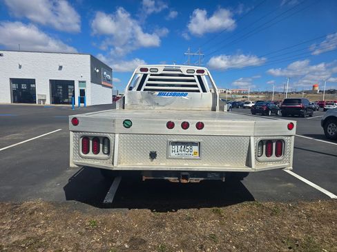 Used 2018 Ford F350 XLT w/ XLT Value Package image 6