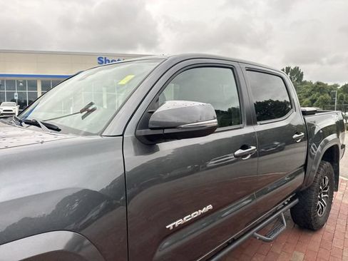 Used 2023 Toyota Tacoma TRD Sport w/ Advanced Technology Package AWD/4WD image 5
