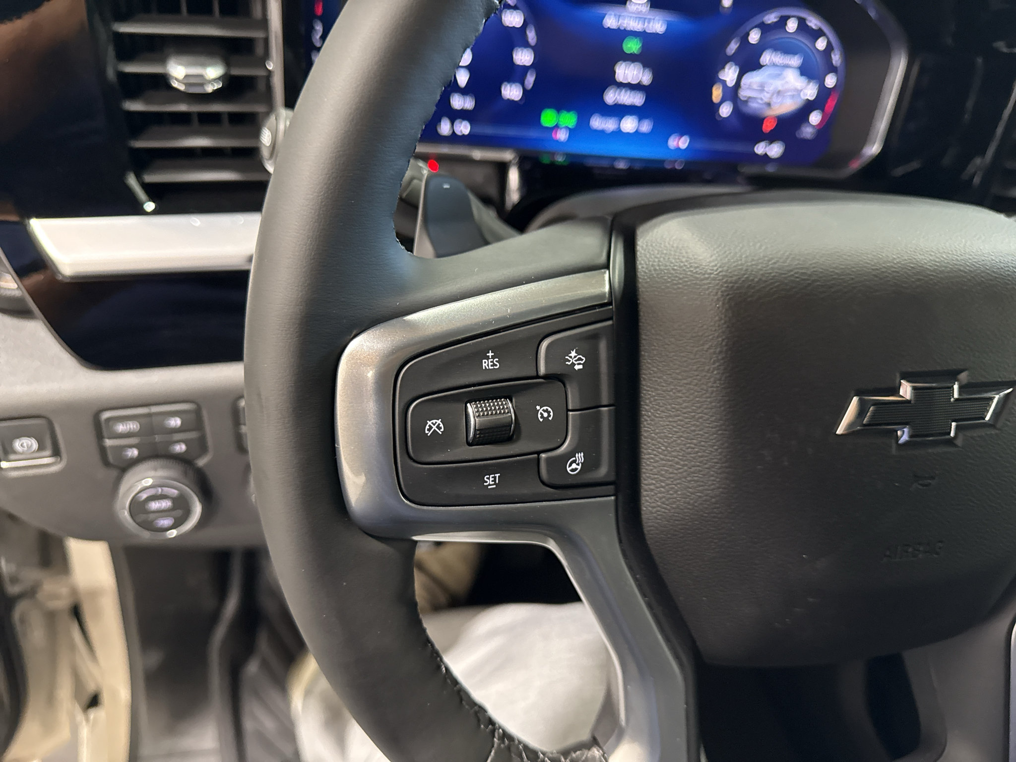 New 2026 Chevrolet Silverado 1500 RST w/ Safety Package AWD/4WD image 25