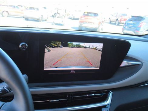 Used 2024 Buick Envista Avenir image 24