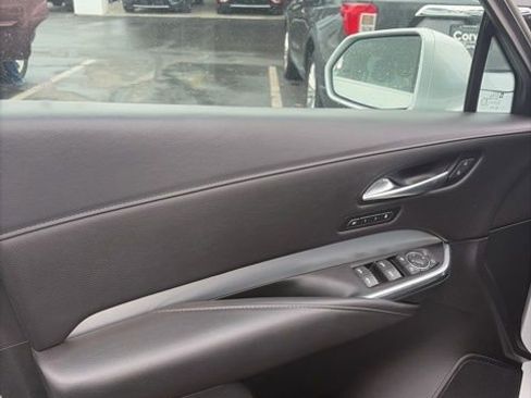 Used 2020 Cadillac XT4 Premium Luxury image 13