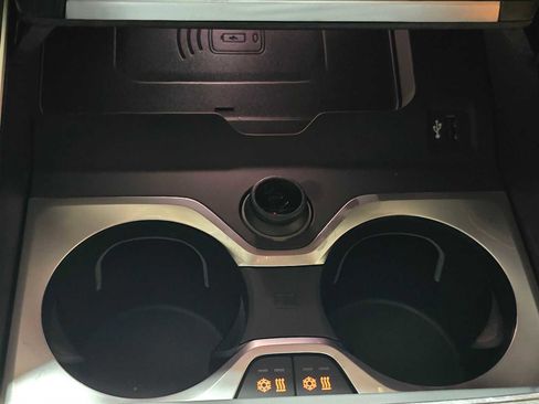 New 2026 BMW X7 xDrive40i w/ Executive Package image 40