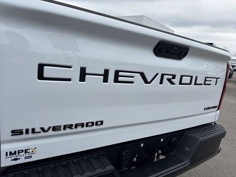 Used 2022 Chevrolet Silverado 2500 Custom w/ Custom Value Package image 28