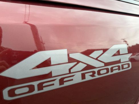 Used 2019 RAM 1500 Limited AWD/4WD image 11