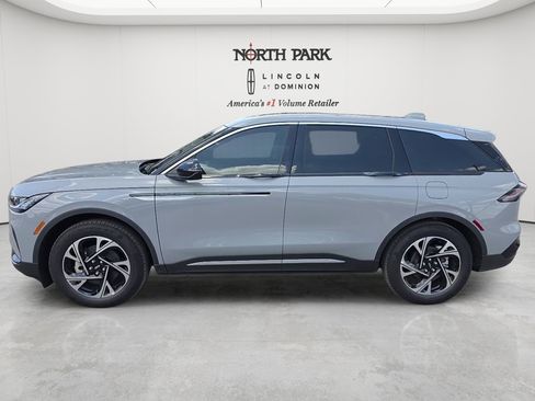 New 2026 Lincoln Nautilus Premier w/ Equipment Group 102A AWD/4WD image 2