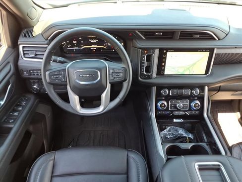 Certified 2024 GMC Yukon Denali AWD/4WD image 18