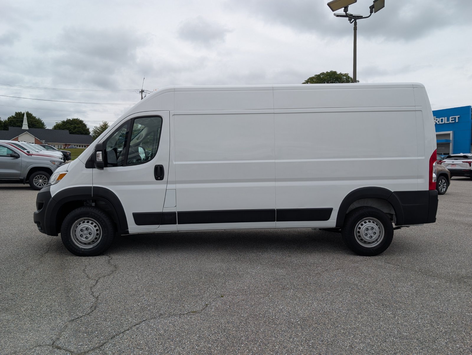 Used 2025 RAM ProMaster 2500 w/ Convenience Group FWD image 6