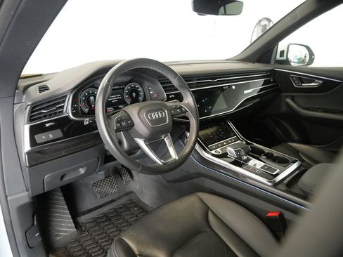 Used 2021 Audi Q8 Premium Plus AWD/4WD image 13