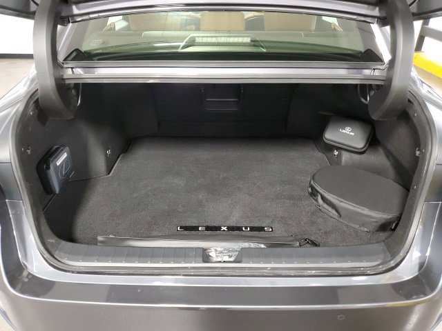 Used 2026 Lexus ES 500e w/ Convenience Package AWD/4WD image 24