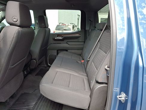 Certified 2024 Chevrolet Silverado 1500 LT AWD/4WD image 11