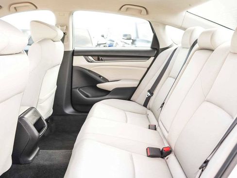 Used 2019 Honda Accord LX image 17
