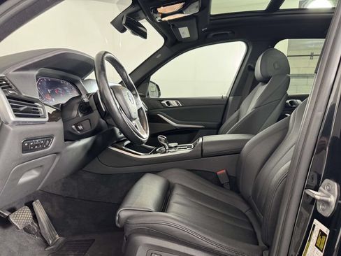 Used 2021 BMW X5 xDrive40i w/ Premium Package AWD/4WD image 4