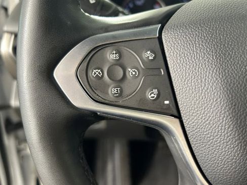 Used 2023 Chevrolet Traverse Premier w/ Redline Edition AWD/4WD image 17
