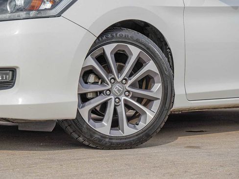 Used 2015 Honda Accord Sport image 2