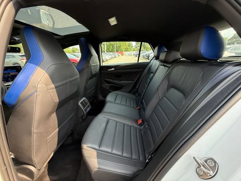 Used 2026 Volkswagen Golf AWD/4WD image 26