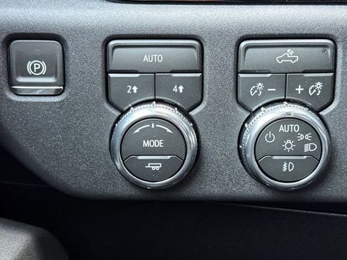 New 2026 GMC Sierra 1500 Elevation AWD/4WD image 30