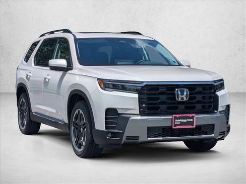 New 2026 Honda Pilot image 7