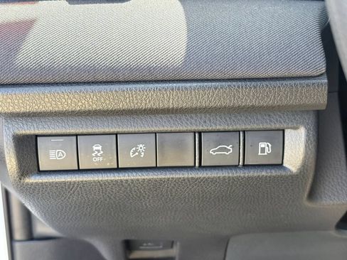 Used 2025 Toyota Camry LE FWD image 25