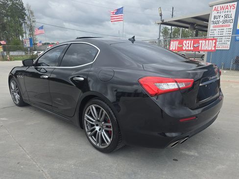 Used 2018 Maserati Ghibli S GranLusso image 12