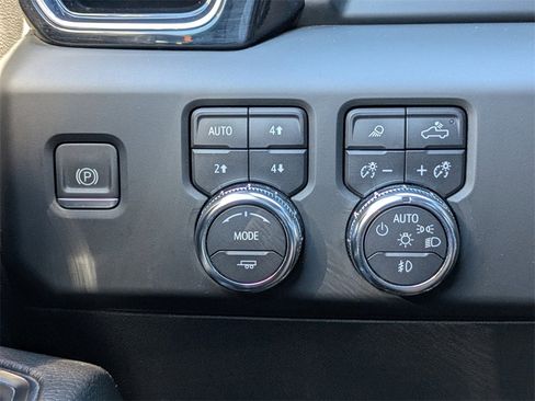 Used 2022 GMC Sierra 1500 Denali image 24